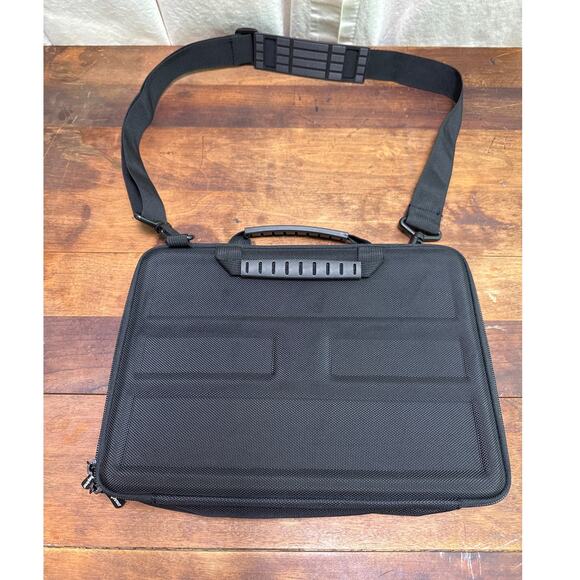 Bump Armor CB Slim Hard Shell Notebook Stay-In Carrying Case Max Size 11.6" - Picture 2 of 9